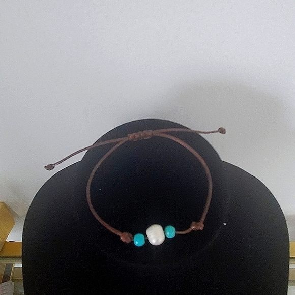 4/$20 Simulated Pearl Rope Bracelet.🌴 - Picture 3 of 8